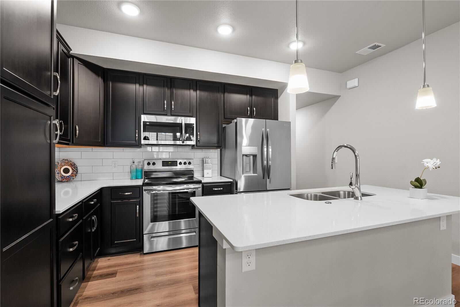 Property Photo:  350 High Point Drive C103  CO 80504 