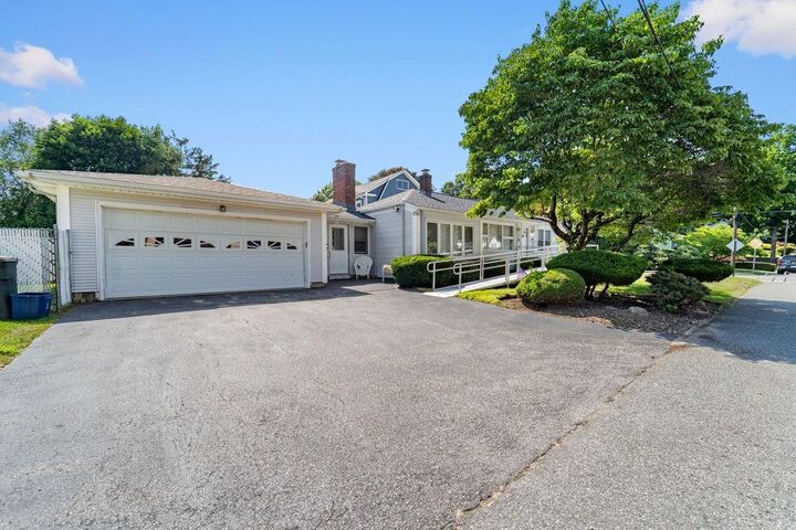 Property Photo:  11 Hemlock Drive  RI 02919 