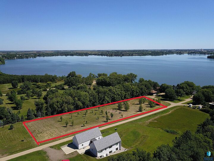 Property Photo:  Stoney Point Rd  SD 57042 