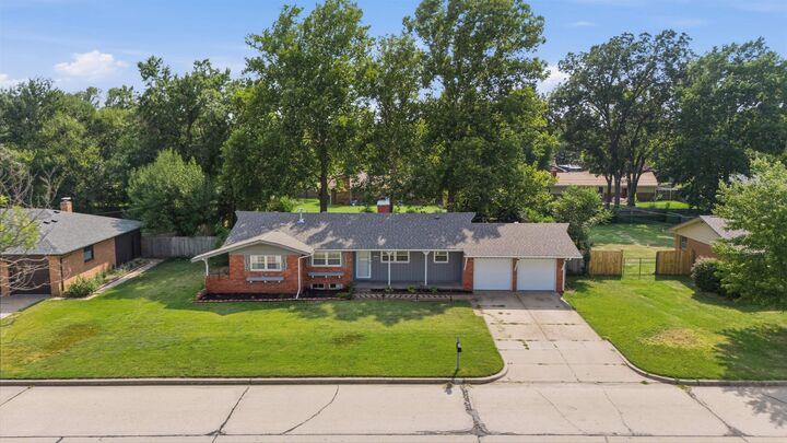 Property Photo:  1505 N Lynnhurst Ave  KS 67212 