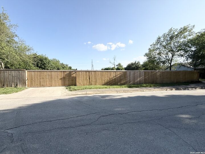 Property Photo: 958 Holmgreen Rd TX 78220