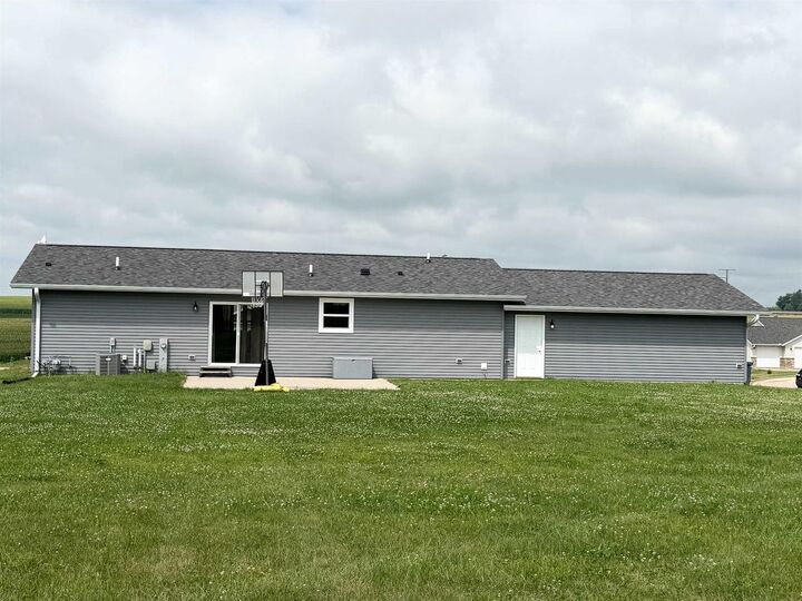 Property Photo: 516 Marilyn Drive WI 53526