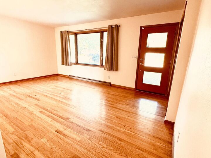 Property Photo:  1164 Ontario Drive  WI 53545 