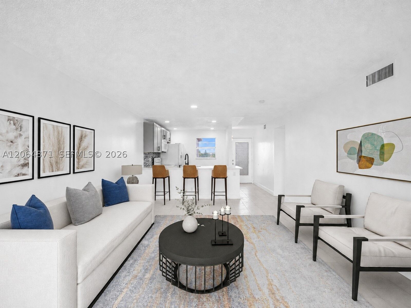 Property Photo: 2601 NE 3rd Ct 4110 FL 33435