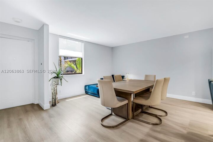 Property Photo:  3350 NE 192nd St 4Q-B  FL 33180 