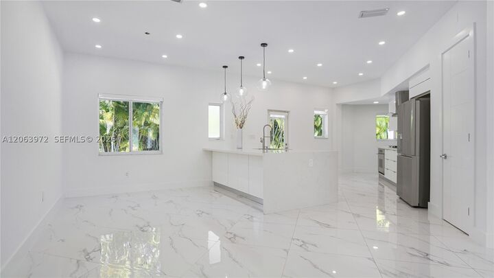 Property Photo:  711 Sunset Rd 711  FL 33143 