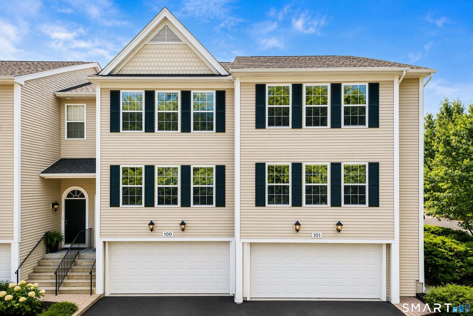 Property Photo: 1001 Lexington Boulevard 1001 CT 06801