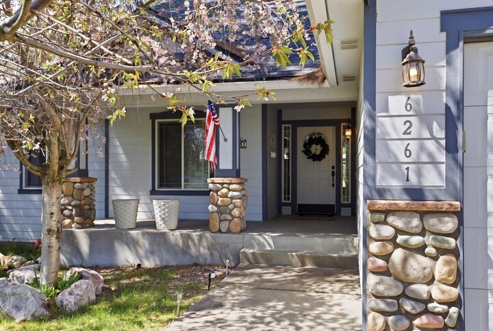 Property Photo: 6261 Jenna Dr WA 99026