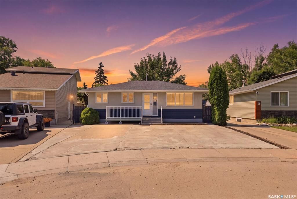 Property Photo:  165 Acadia Court  SK S7H 4C4 