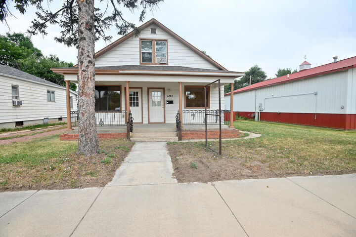 Property Photo:  1245 N Main Street  WY 82801 