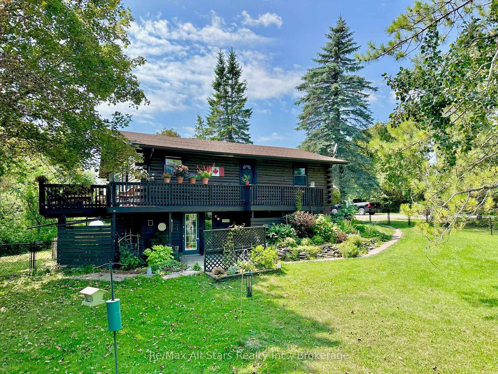 Property Photo: 50 Reid Street ON K0M 1A0