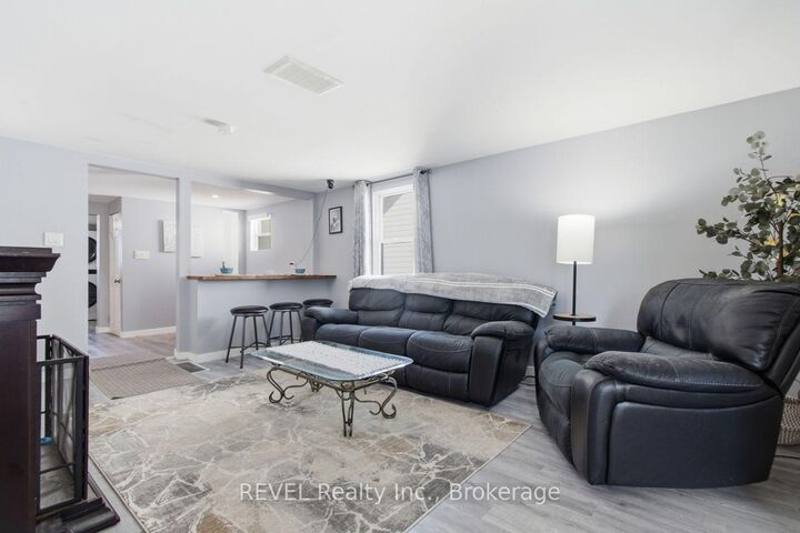Property Photo: 149 Knoll Street ON L3K 5B2