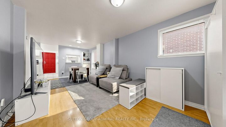 Property Photo:  75 Rockcliffe Boulevard  ON M6N 4R4 