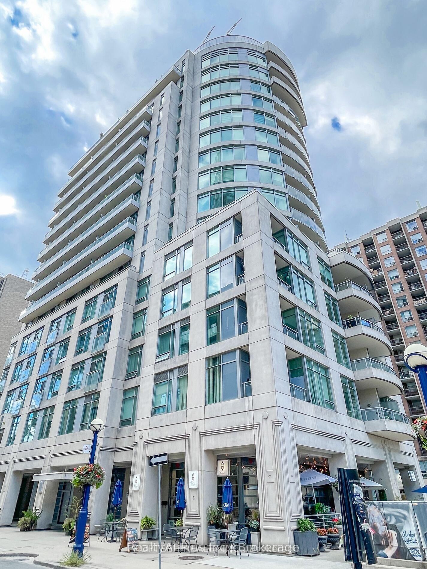 Property Photo: 8 Scollard Street 304 ON M5R 1M2