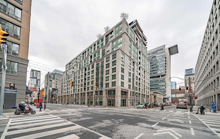 168 Simcoe Street 722 — photo 1