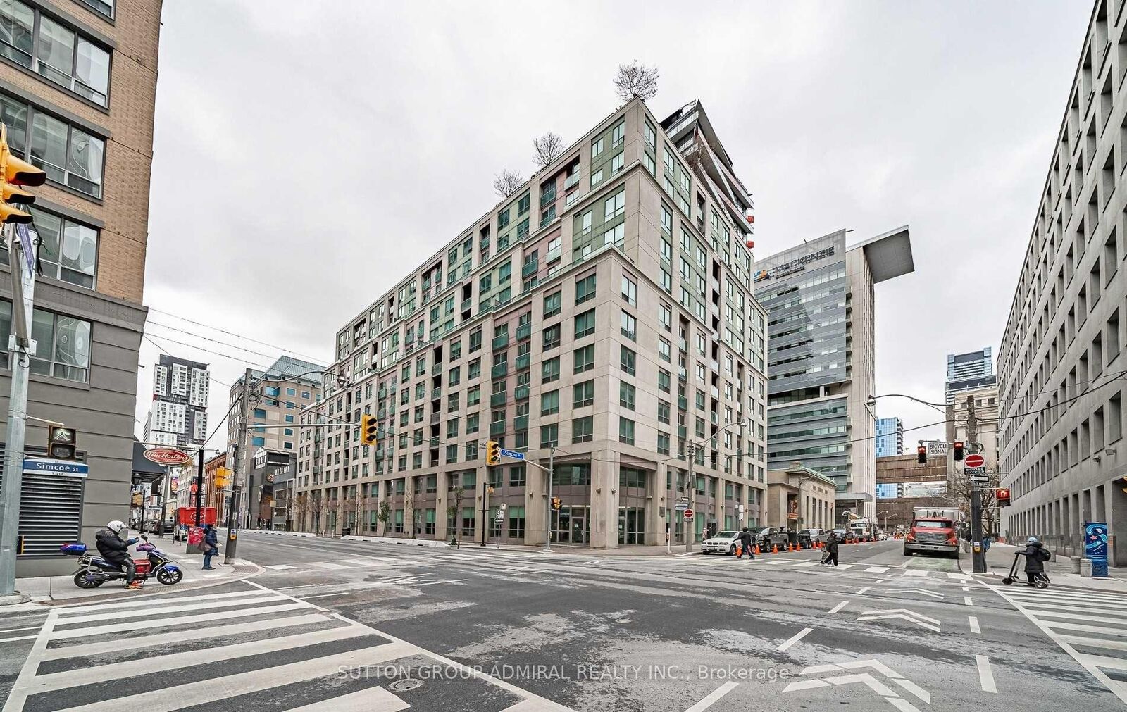 Property Photo: 168 Simcoe Street 722 ON M5H 4C9