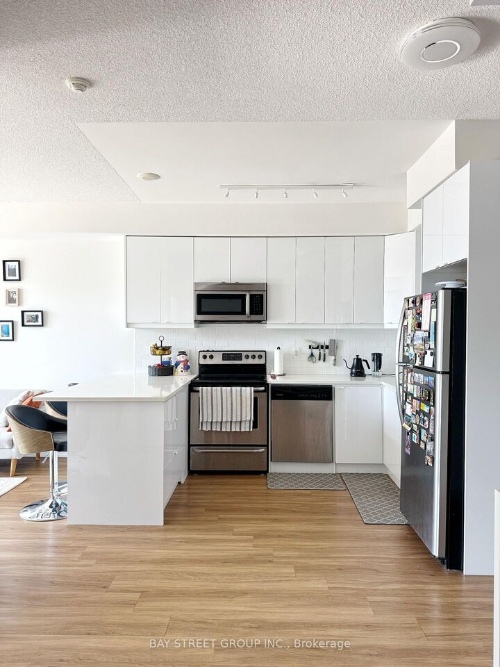 Property Photo: 365 Prince Of Wales Drive 1203 ON L5B 0G6