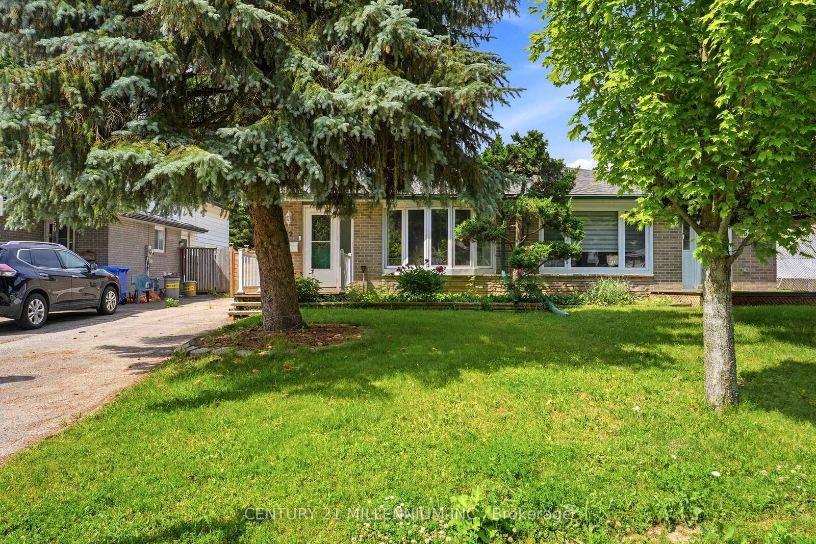 Property Photo:  52 Carlton Drive  ON L9W 2X9 