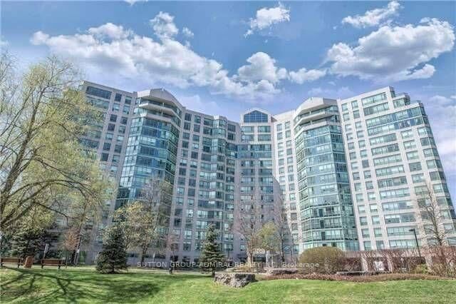 Property Photo:  7805 Bayview Avenue 813  ON L3T 4A3 