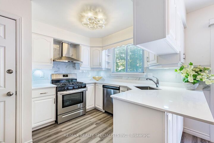 Property Photo:  95 Hadati Road  ON N1E 6G9 