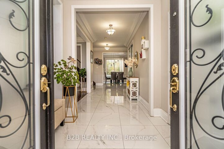 Property Photo: 12 Valleywest Road ON L6P 2J9
