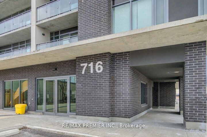 Property Photo: 716 Main Street E 905 ON L9T 3P6