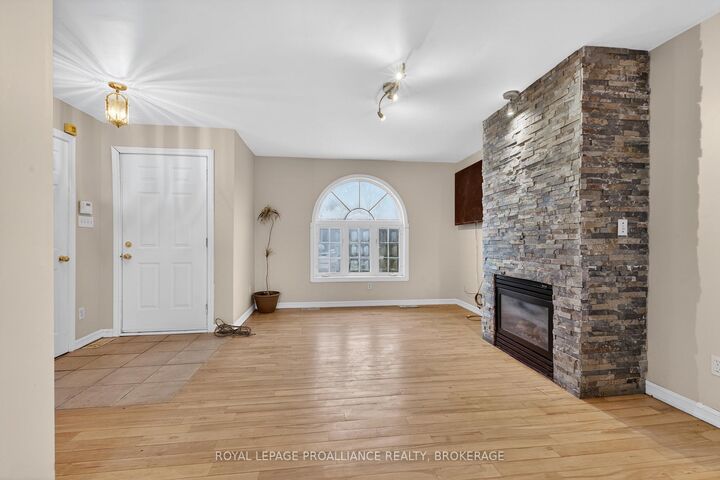 Property Photo:  3081 Barnaby Court  ON K0H 1H0 