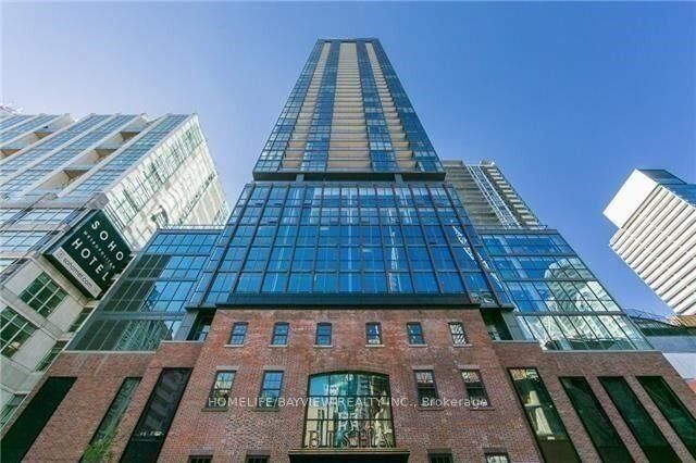 Property Photo: 88 Blue Jays Way 2906 ON M5V 0L7
