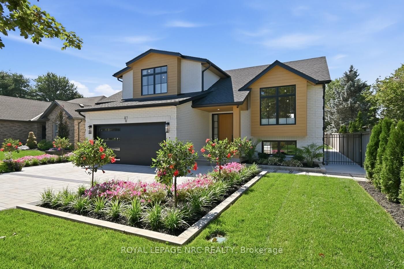 Property Photo: 64 Sandra Drive ON L0S 1C0