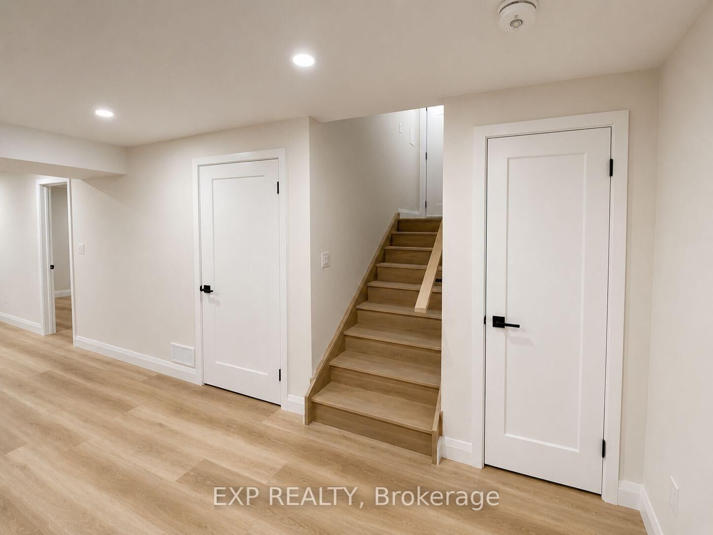 Property Photo:  13 Chester Street Lower  ON N1H 1K7 