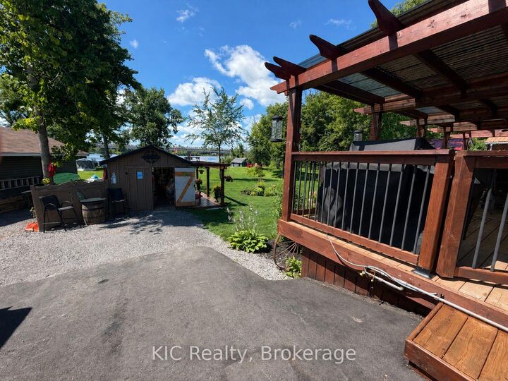 Property Photo:  661 Church Street  ON K0L 1Z0 