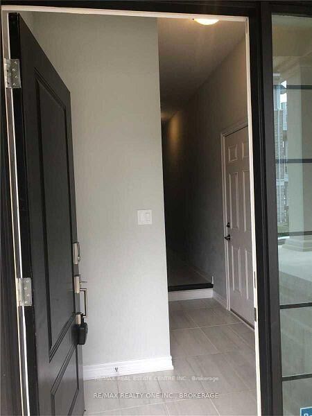 Property Photo: 288 Glover Road 44 ON L8E 5H6