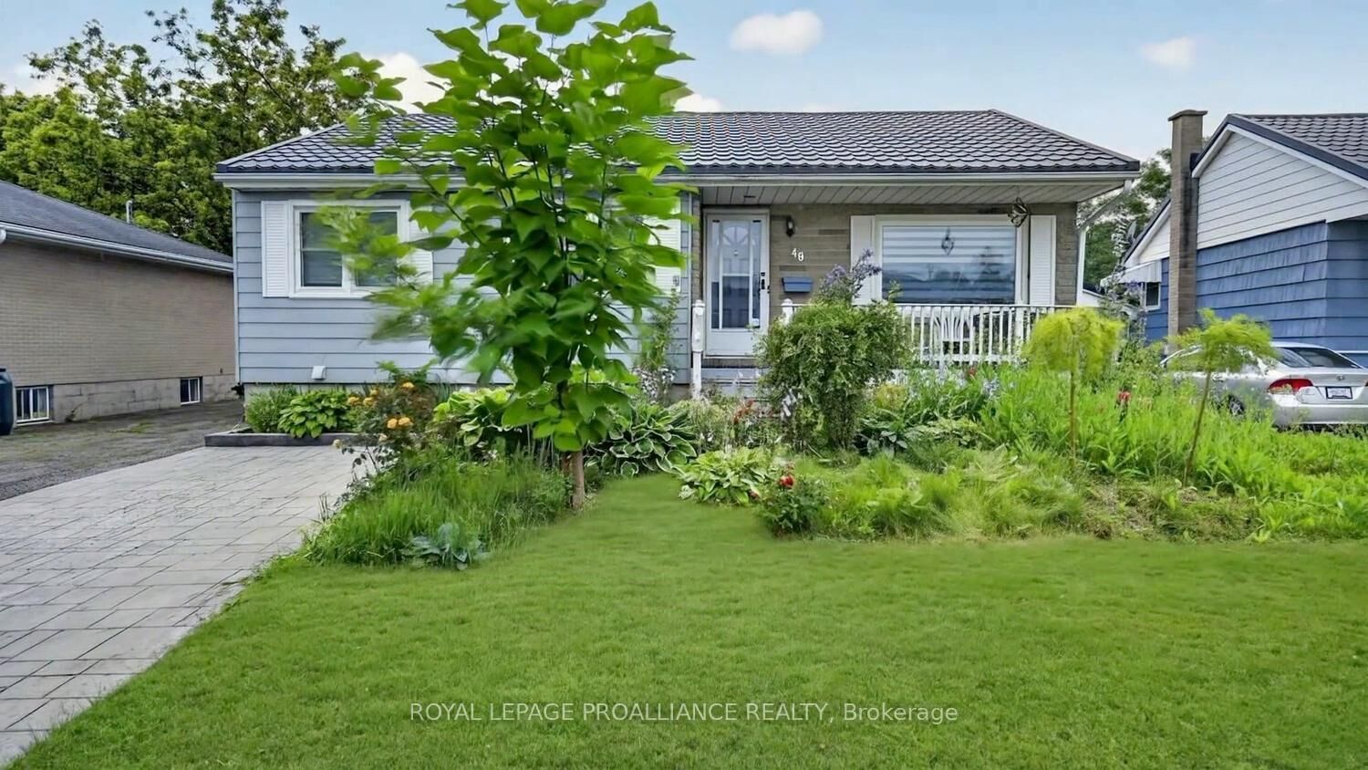 Property Photo:  40 Aldershot Avenue  ON K6V 2P8 