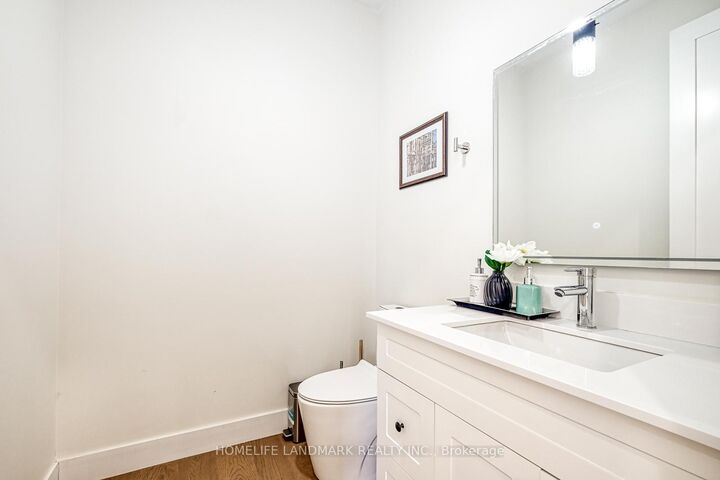 Property Photo: 267 Shorecrest Road ON L4P 1J3