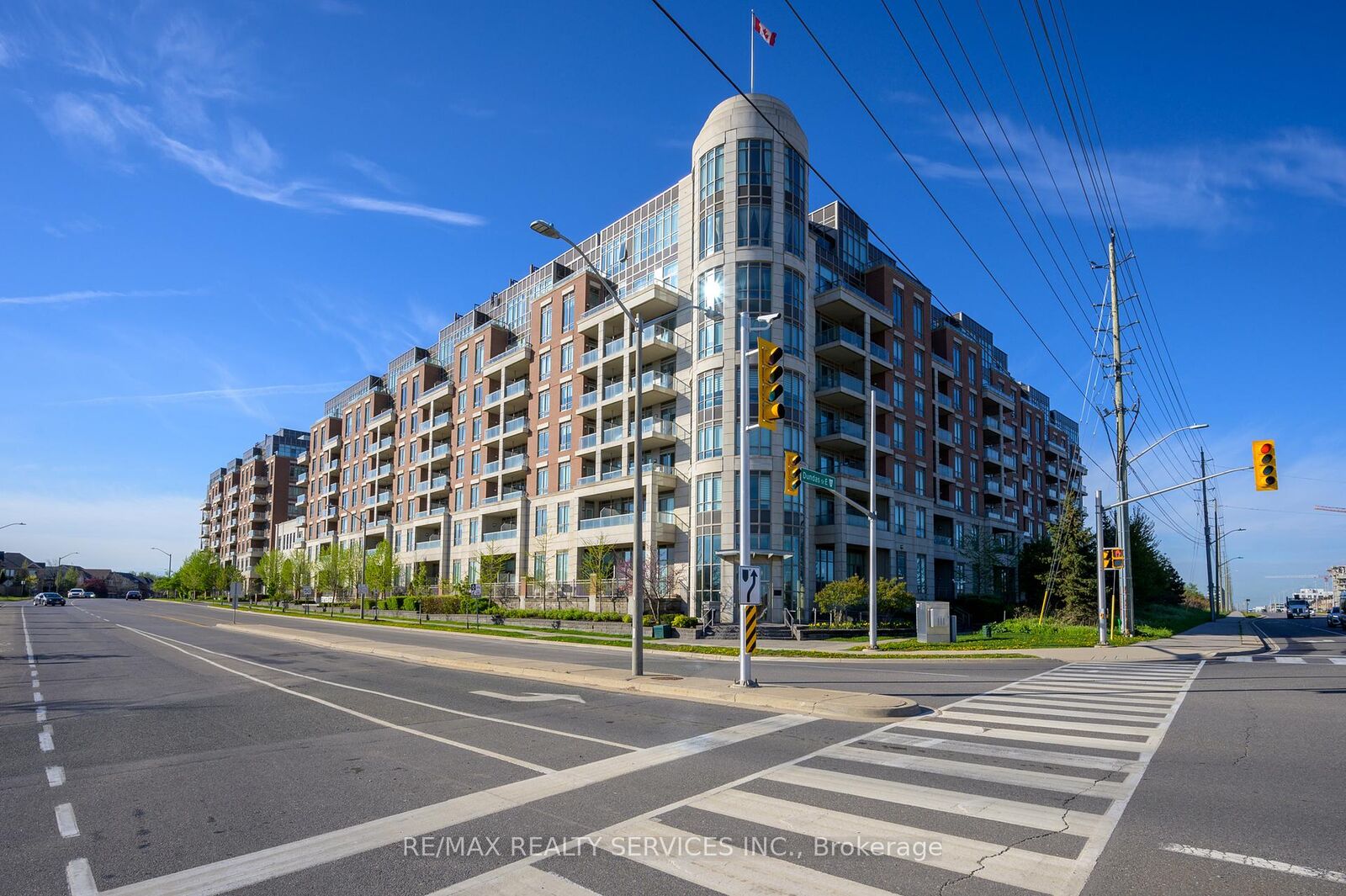 Property Photo: 2480 Prince Michael Drive 624 ON L6H 0H1