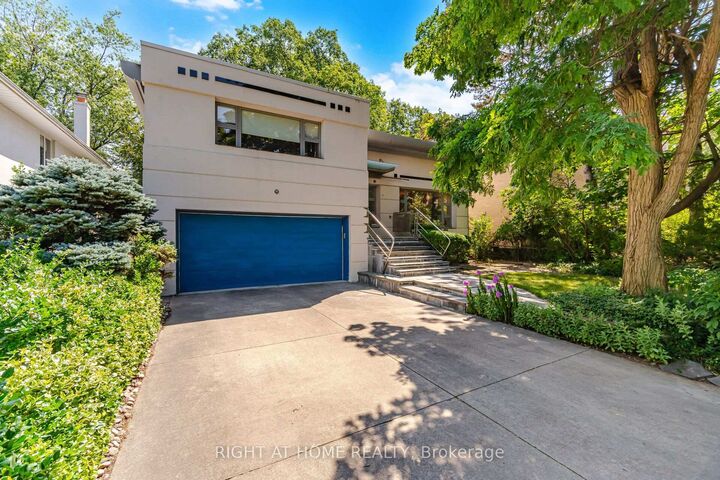 Property Photo: 9 Saguenay Avenue ON M5N 2Y5