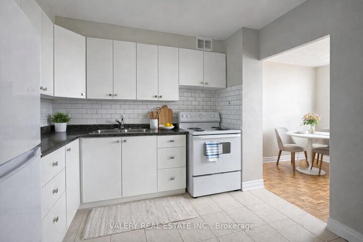 Property Photo: 890 Jane Street 1105 ON M6N 4C3