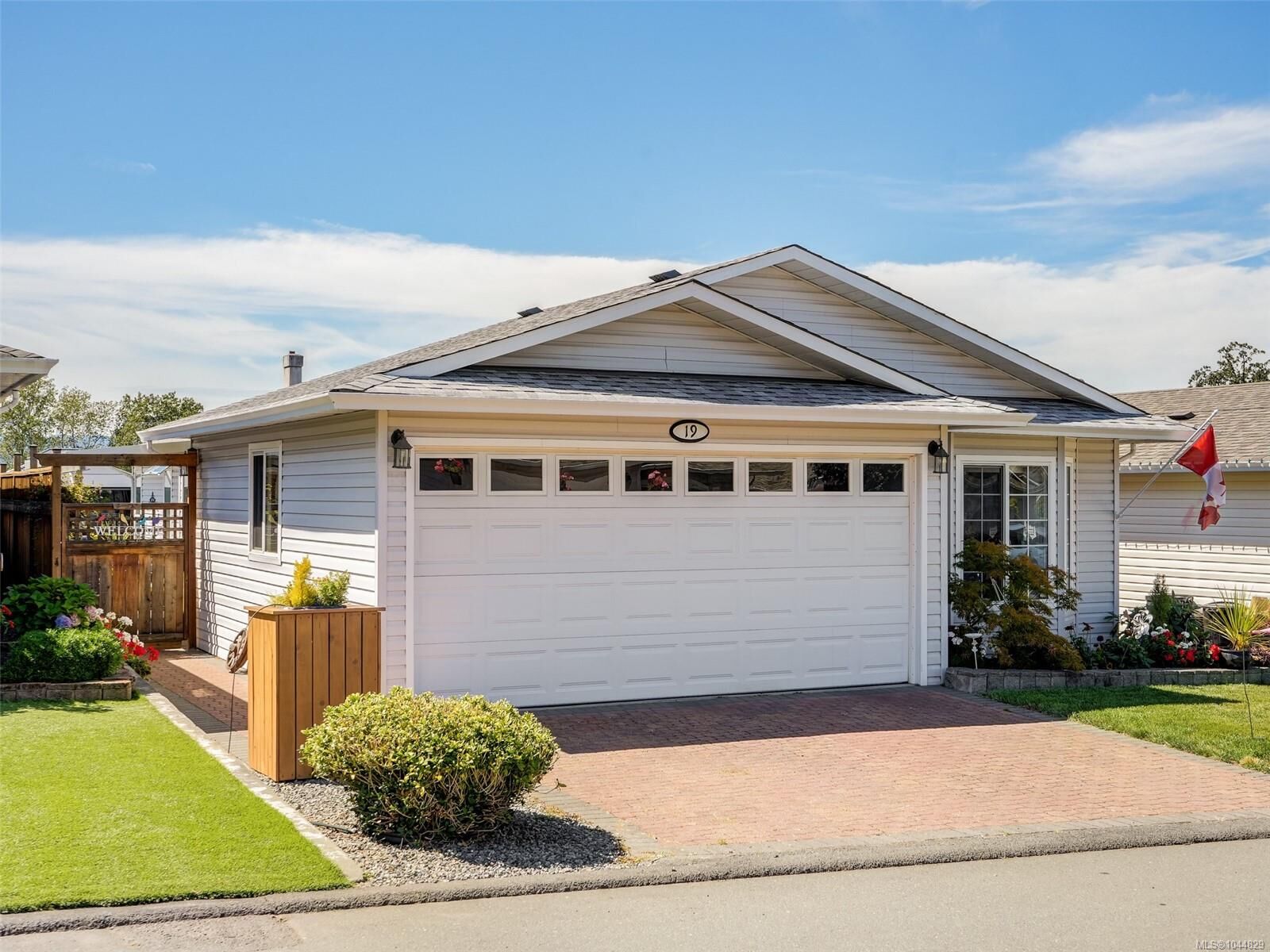 Property Photo: 19 Eagle Lane BC V9A 7M2