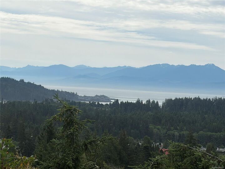 Property Photo: 2270 Henlyn Dr BC V9Z 0N5