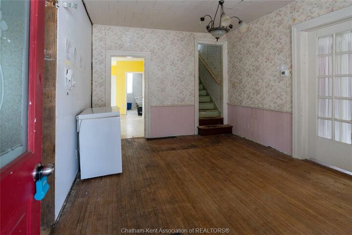 Property Photo: 45 Ebenezer Street East ON N0P 2C0