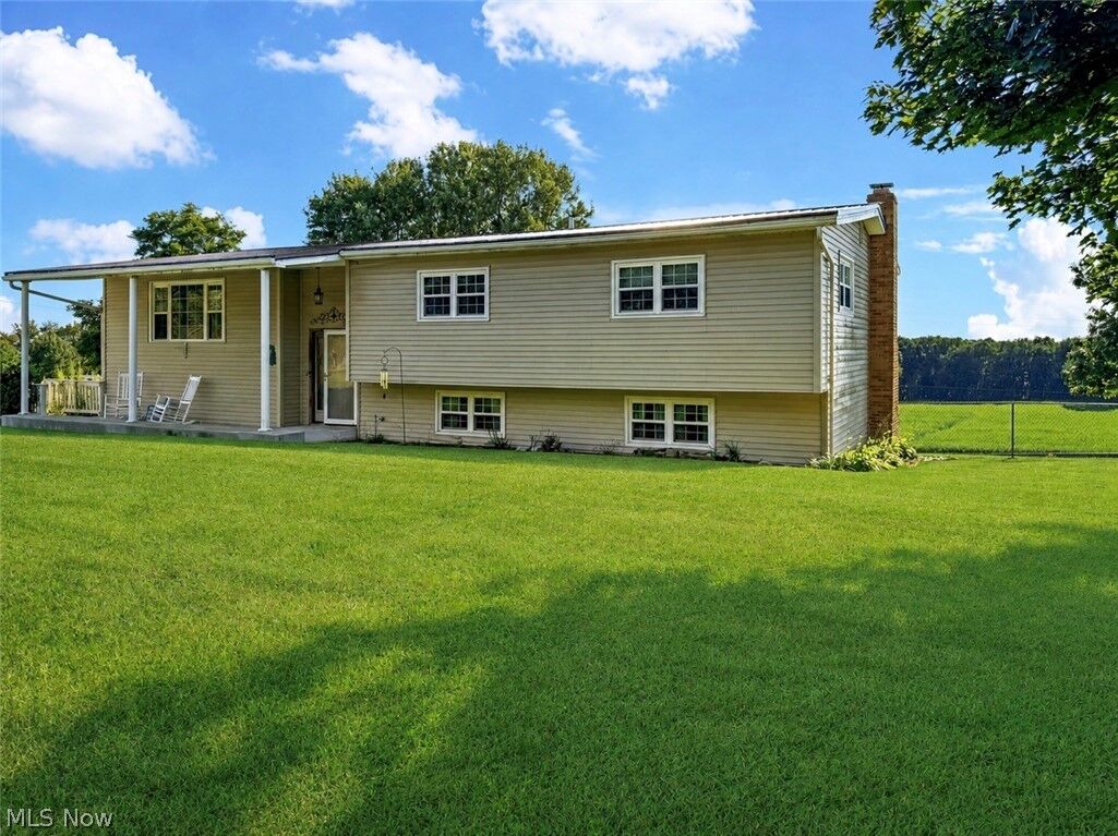 Property Photo: 9268 County Road 39 OH 43910