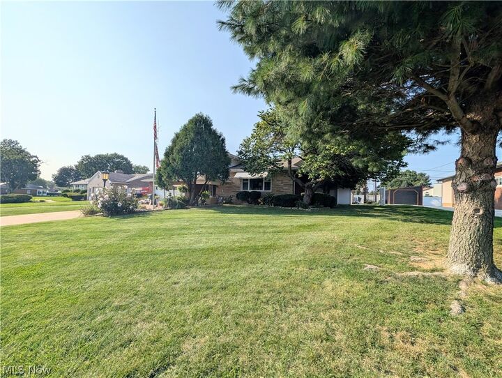 Property Photo: 1409 Opal Street OH 44641
