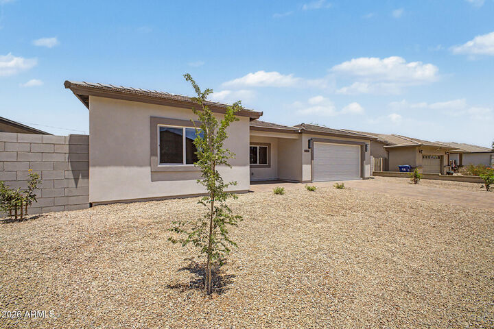 Property Photo:  1218 W Howe Street  AZ 85281 