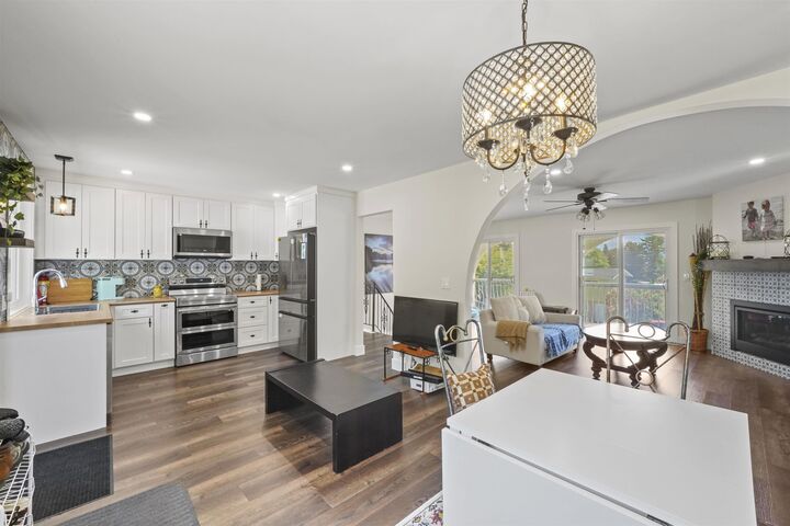 34941 Douglas Avenue — photo 1