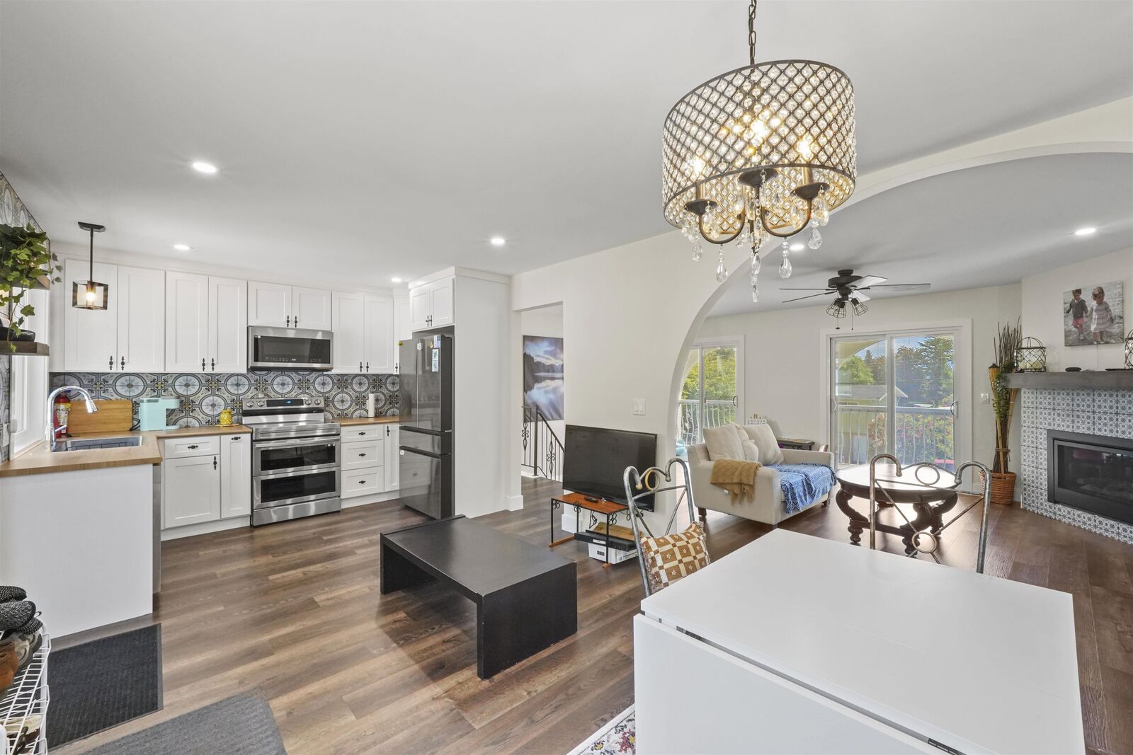Property Photo: 34941 Douglas Avenue BC V2V 6S3