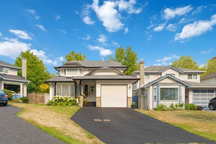 Photo de la propriété:  6842 137A Street  BC V3W 9S1 