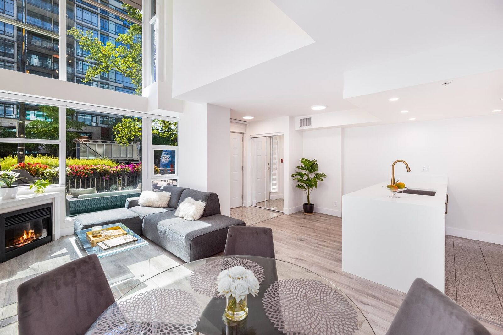 Property Photo: 168 E Esplanade Avenue Th8 BC V7L 4X8