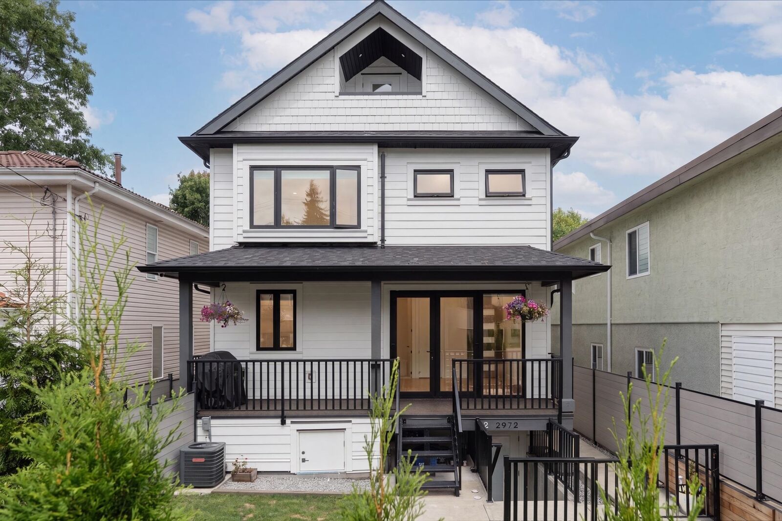 Property Photo:  2972 Venables Street  BC V5K 2R9 