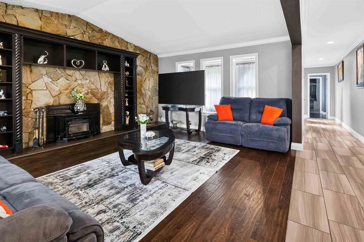Property Photo: 31663 Townshipline Avenue BC V4S 1G3