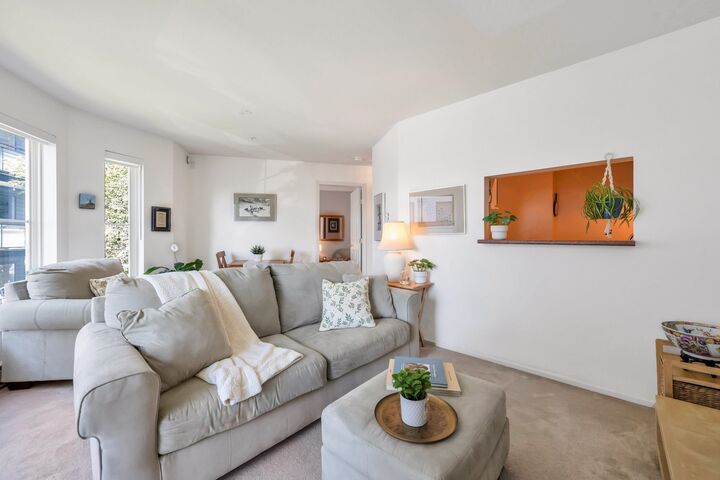 245 St. Davids Avenue 206 — photo 1